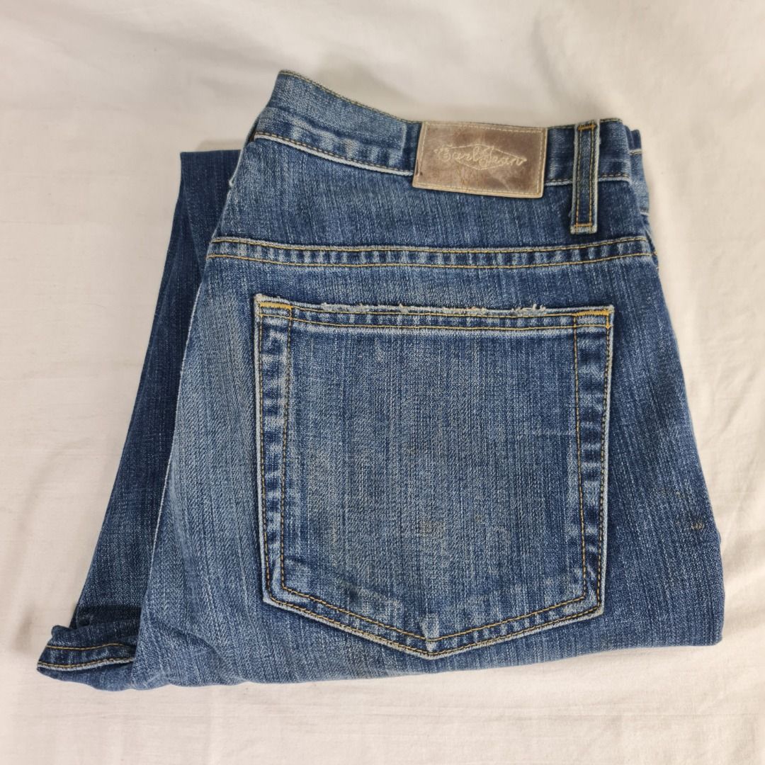 * * Earl Jean - Declutter Sale 005 * * (Category: Jeans) located in Quezon City. Submitted by jkr_kenshin (Listing ID 1382609467, Image 3). Description: Pre Loved Authentic Earl Jean Item is used. Boxed and stored for a year Size is posted in the picture ______________________________ Blue / Jeans / Vintage Made in USA US 33 ______________________________ R E A D C A R E F U L L Y First to pay get the item Pay within 24hrs No reservations more th