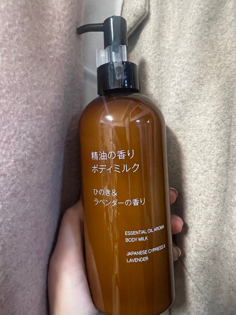 由 vernawwww (刊登 ID 1382639489，圖片 1) 提交，位於 台北市 (Taipei) 的 🇯🇵 MUJI 無印良品精油身體乳 (類別：身體護理)，說明：檜木薰衣草🪻味道很放鬆超推❤️。