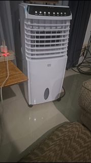 (Kategori: ) berada di . Dikirim oleh pendjaja.antik (ID iklan 1382583966, Gambar 1). Deskripsi: .