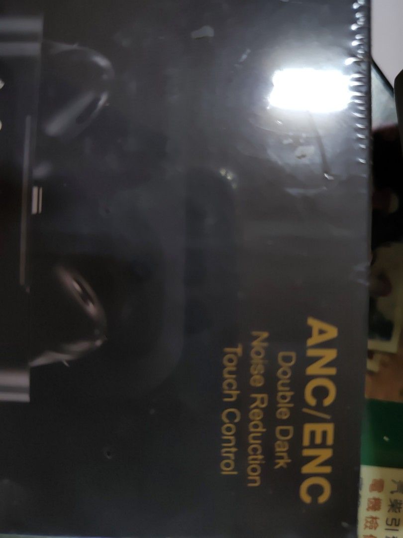 由 aa882988 (刊登 ID 1382509173，圖片 3) 提交，位於 台中市 (Taichung) 的 ANC/ENC (類別：耳機)，說明：藍牙耳機全新未拆封。