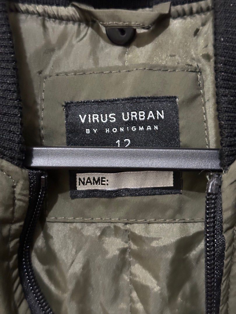 Army Green Bomber Jacket (Military Style) (Category: Coats, Jackets and Outerwear) located in Makati City. Submitted by allaissx (Listing ID 1382644469, Image 2). Description: .