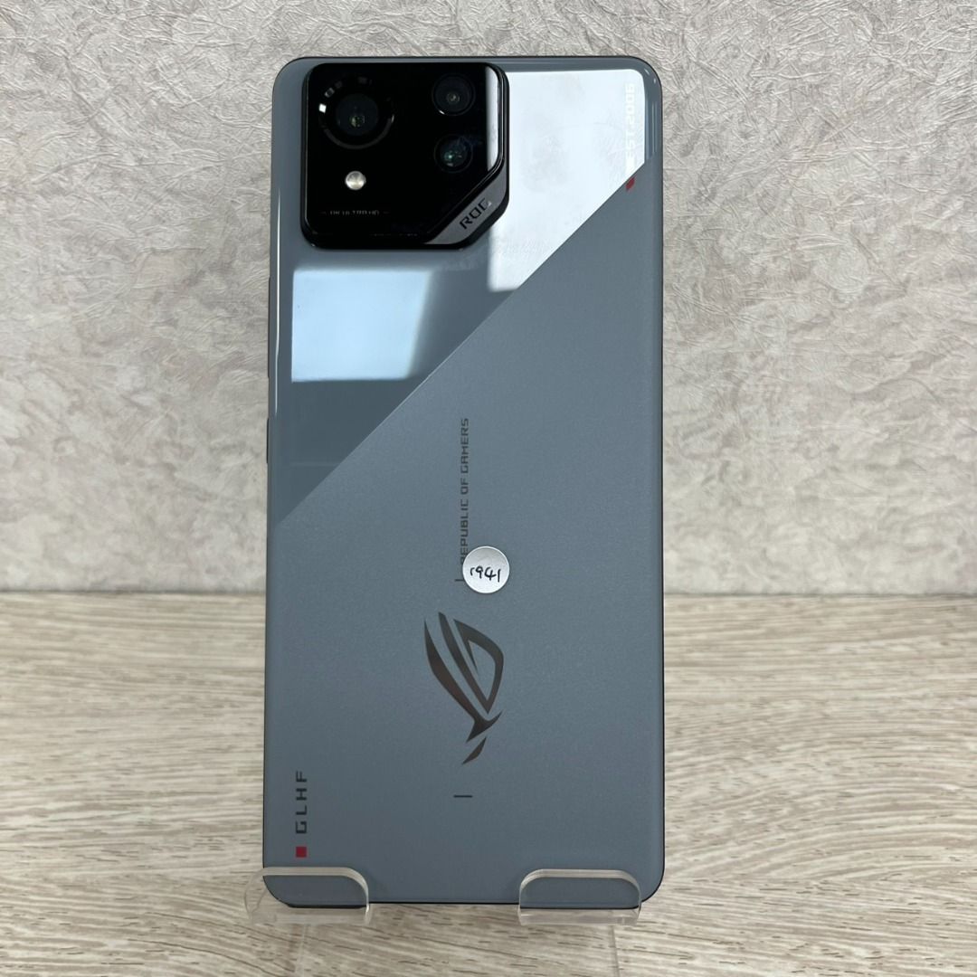 由 a0901314004 (刊登 ID 1382601943，圖片 1) 提交，位於 台北市 (Taipei) 的 【螢幕烙印】ASUS ROG8 512G 灰色 6.78吋 華碩 中古機 遊戲機 實體門市 交通方便 J1941 (類別：Asus 華碩)，說明：『狀況：螢幕烙印、無法拍照、手電筒壞 』 單機無配件 版本：15 店家保固7天 實體門市｜中山區｜交通方便｜停車方便 門市較忙 歡迎直接來電洽詢⬇️ 台北市中山區龍江路2-5號 連絡電話：090-1314-004 營業時間：週一至週日12:00-22:00 。