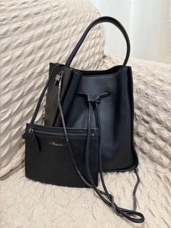 (Category: ) located in . Submitted by mylovelyprelovedfinds (Listing ID 1382576612, Image 1). Description: .