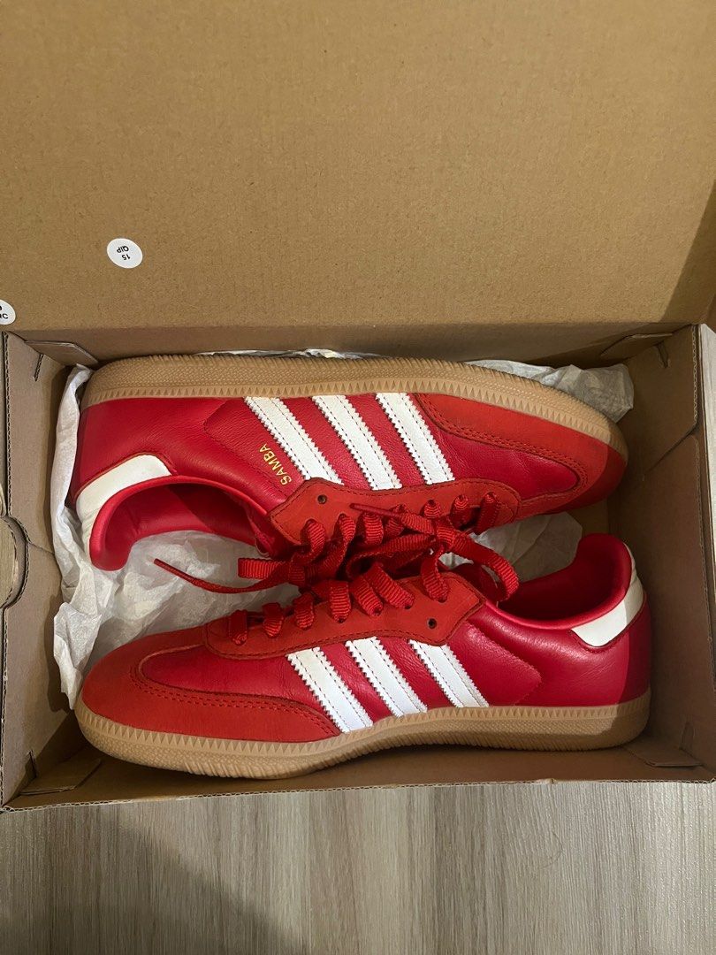 Authentic Adidas Sambas (US7W) (Category: Sneakers) located in Quezon City. Submitted by nmdeclutters (Listing ID 1382553663, Image 2). Description: Authentic Adidas Sambas Womens US 7 Bought this late 2024 in Rockwell Just used literally a couple of times, and for a few hours only (see photos of sole) RFS: I like it as a statement shoe, but I don’t find myself wearing it as much Shipping c/o buyer.
