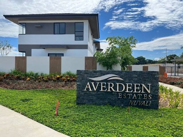 Averdeen Estates Nuvali Lot (Category: Lot) located in Quezon City. Submitted by jessiesells (Listing ID 1382564292, Image 1). Description: Lot for Sale Phase 1 - B25L16 Side hill STRATEGIC LOCATION 5 minutes away from Xavier School, Miriam College, Everest Academy 10 minutes away from Ayala Malls Solenad, Landmark, S&R Membership Shopping, Qualimed 30 minutes away from Tagaytay City and 40 minutes away from Alabang .