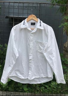(Category: ) located in . Submitted by gthriftwear6100 (Listing ID 1382628111, Image 1). Description: .