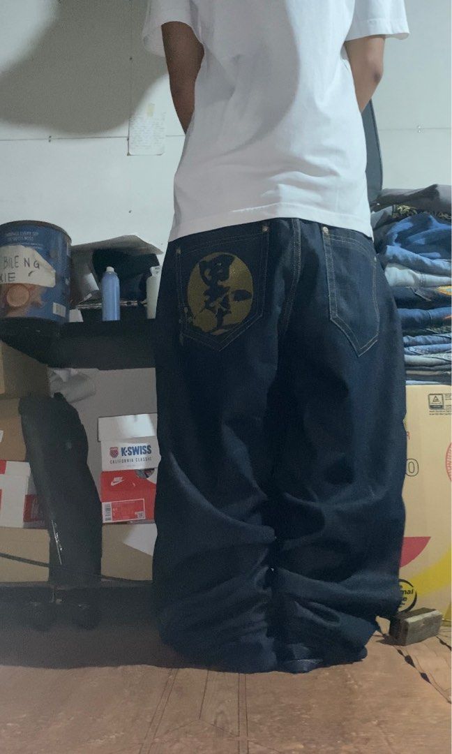 Big Train Japanese Denim (Category: Jeans) located in Rizal. Submitted by miguel08k (Listing ID 1381040447, Image 2). Description: BIG TRAIN W: 38 L: 44 T: 13.5 H: 9 Excellent condition 9/10 not sure if issue yung sa knee part.