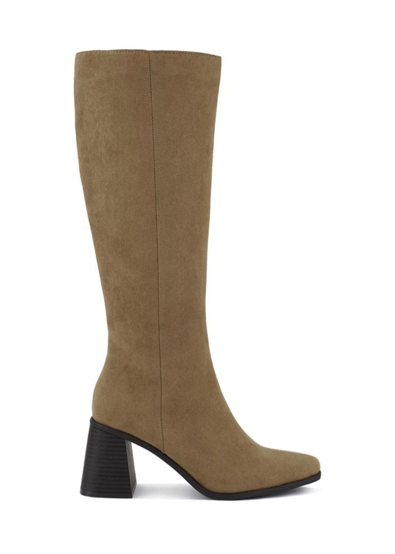 Block Heel Calf Length Boots (Category: Boots) located in Manila. Submitted by rexanie (Listing ID 1382498576, Image 1). Description: Calf length and come with a side zipper. Color: Taupe Size: 37EU/6US/4UK Material: Faux Leather PU Heel Height: 5.6CM - 7.5CM Toe Shape: Pointed Original Price: Php4,879.