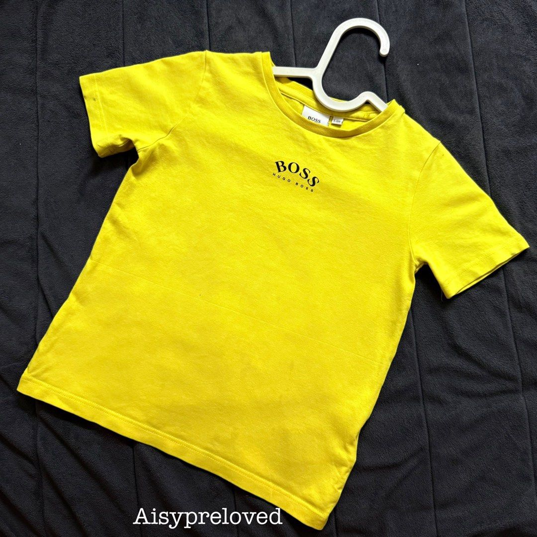 Boss Kids (Category: Babies & Kids Fashion) located in Bakri. Submitted by _Aisypreloved_ (Listing ID 1382495316, Image 1). Description: Tag 5 cutting 3 Have stain here n there , beli memang dah ada .