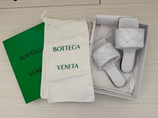 （分類：）位於 。 由 Wardrobegoodies 提交（商品編號 1382556622，圖片 1）。簡介： 。