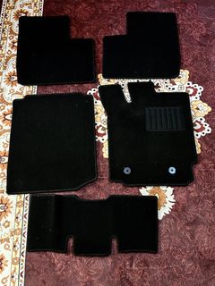 (Category: ) located in . Submitted by syjual (Listing ID 1382566504, Image 1). Description: .