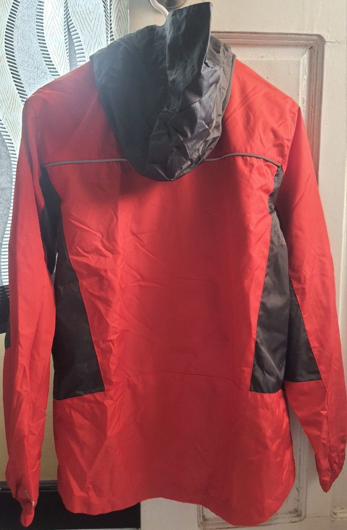 Champion Rain Jacket (Category: Coats, Jackets and Outerwear) located in Malolos. Submitted by aonf1 (Listing ID 1382529571, Image 2). Description: Original Champion rain jackets for boys Red size 12 - 14 see description on photos P2500 Blue size 16 - 18 (warmer) could possibly fit an extra small size adult P3000 Bought from the US Brand new Shipping at buyers expense.