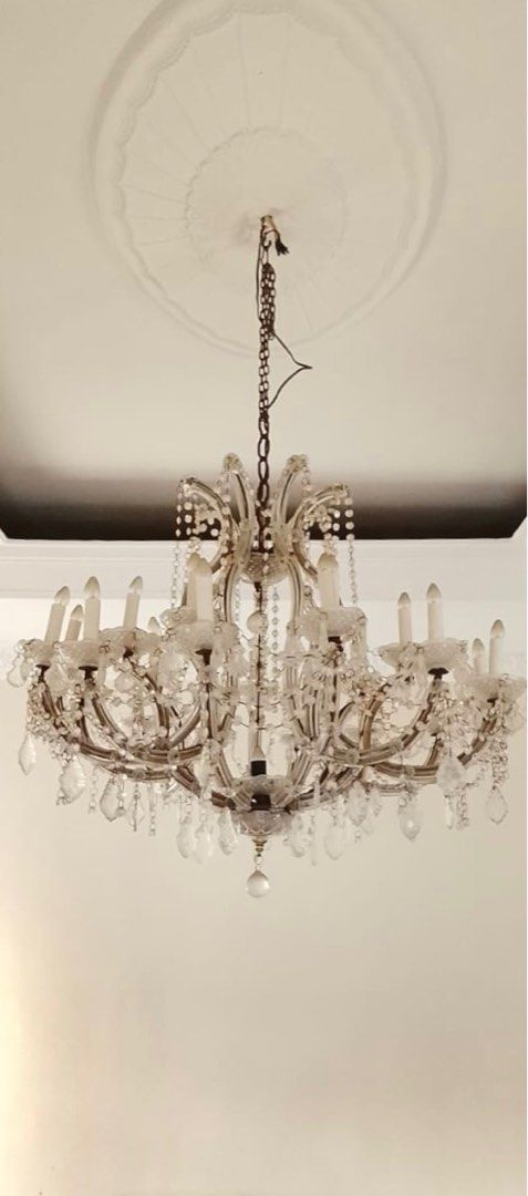 Chandelier, Perabotan Rumah di Carousell
