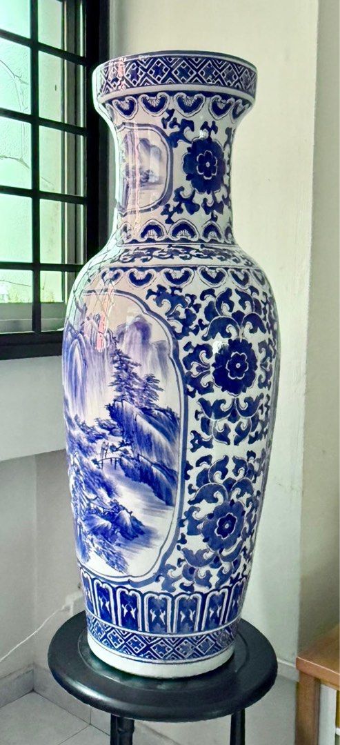 Chinese Vase65074659393921111