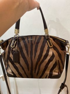 (Kategori: ) berada di . Dikirim oleh owdibags (ID iklan 1382611134, Gambar 1). Deskripsi: .