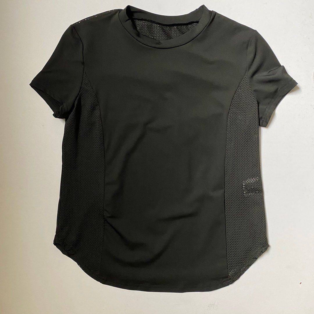 Cute Black Dri-fit Shirt (Category: Activewear) located in Malabon City. Submitted by a_closet (Listing ID 1382504592, Image 1). Description: Cute black dri-fit shirt Nice cut and air can flow through the shirt.