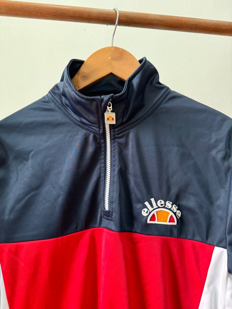 Ellese Quarter-Zip Long Sleeve Pullover (Category: Activewear) located in Makati City. Submitted by thiftdirection (Listing ID 1382510003, Image 2). Description: Ellese Quarter-Zip Long Sleeve Pullover S on Tag 20x27 actual dimes issue: minimal lints please see photo 850.00 Thriftdirection.ph is not affiliated with, endorsed by, or officially connected to any of the brands featured. All trademarks and brand names are the property of their respect