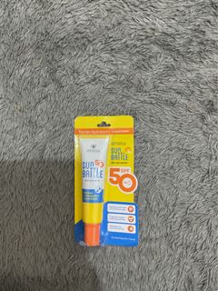(Kategori: ) berada di . Dikirim oleh declutterwithnaby (ID iklan 1382590519, Gambar 1). Deskripsi: .