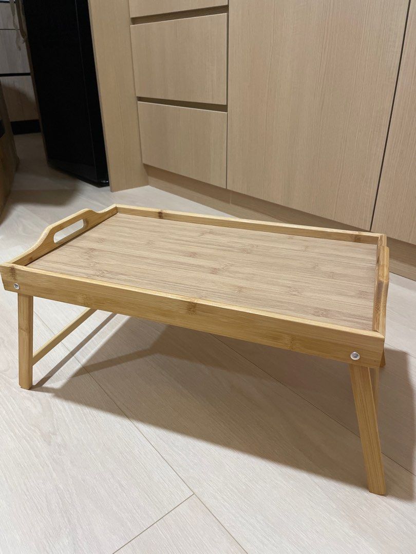 Foldable table (Category: Tables & Sets) located in Kuala Lumpur. Submitted by yimelon (Listing ID 1382635877, Image 1). Description: Accidentally purchase two units, letting go 1 unopen unit CoD: 99speedmart seapark PJ.