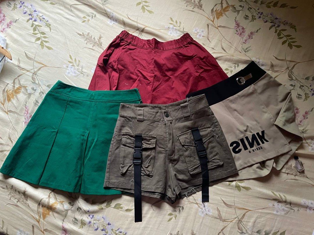 FREE! takeall short, skirt,& skort (Category: Shorts) located in Dagupan City. Submitted by starfits_ph (Listing ID 1382567957, Image 3). Description: FREE! FREE! FREE! sizes: 24-27 rff: need some cabinet space (decluttering) sf: shouldered by the getter .