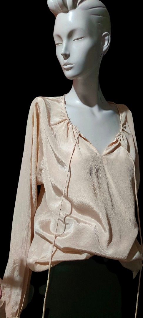 Givenchy Chesa Vintage Bohemian lightweight (Category: Blouses) located in Davao. Submitted by ourvintagelife (Listing ID 1382641695, Image 3). Description: .