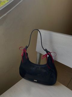 (Kategori: ) berada di . Dikirim oleh maypreloved.idn (ID iklan 1382533947, Gambar 1). Deskripsi: .