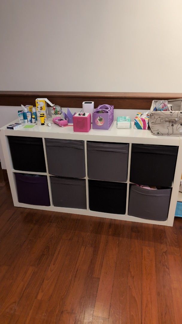 IKEA Kallax Storage Unit - White65074884001026110