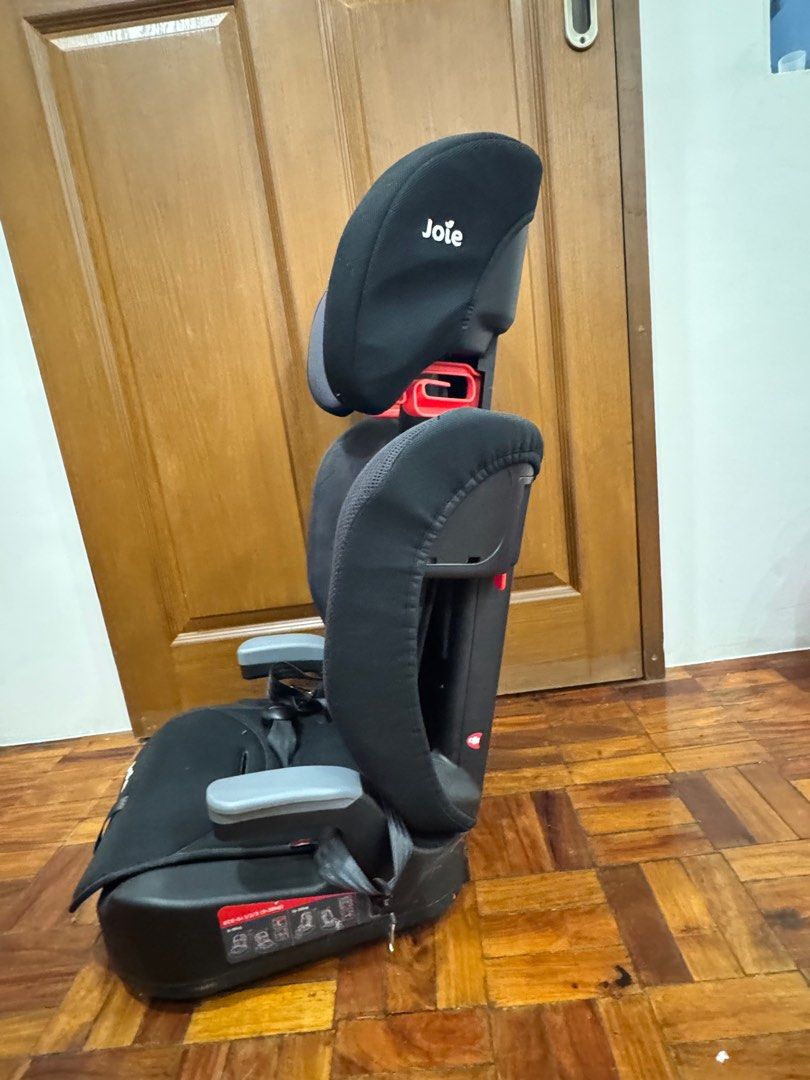 Joie Elevated Car seat (Category: Car Seats) located in Quezon City. Submitted by lexieshuu162243 (Listing ID 1382549935, Image 2). Description: Joie Elevated Car Seat Bought for 8000 pesos..