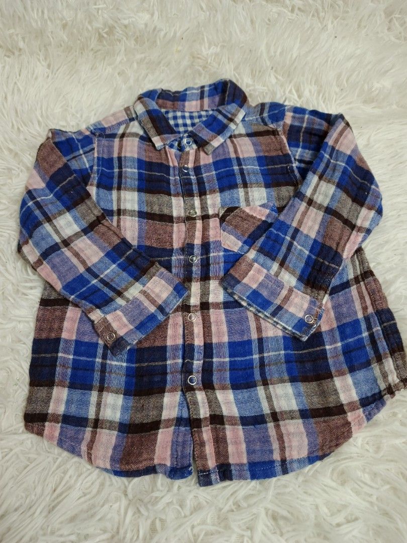 Kameja unisex (Category: Babies & Kids Fashion) located in Kuala Lumpur. Submitted by intandyna945093 (Listing ID 1382633190, Image 1). Description: size 2/3y++ Boy@girl boleh pakai.