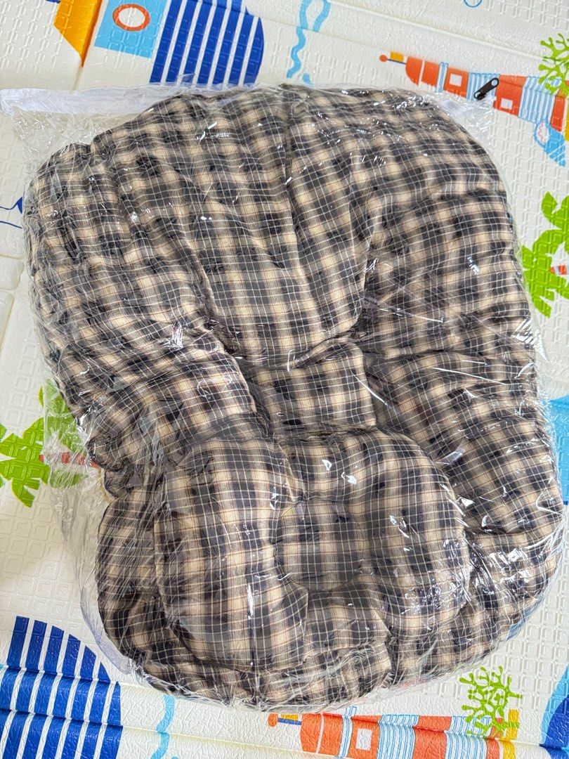Kasur bayi NEW (Kategori: Orang Tua, Bayi & Anak - Lainnya) berada di Bogor. Dikirim oleh dewistuff (ID iklan 1382549866, Gambar 3). Deskripsi: Baru ya blm pernah dipakai Hadiah kado.