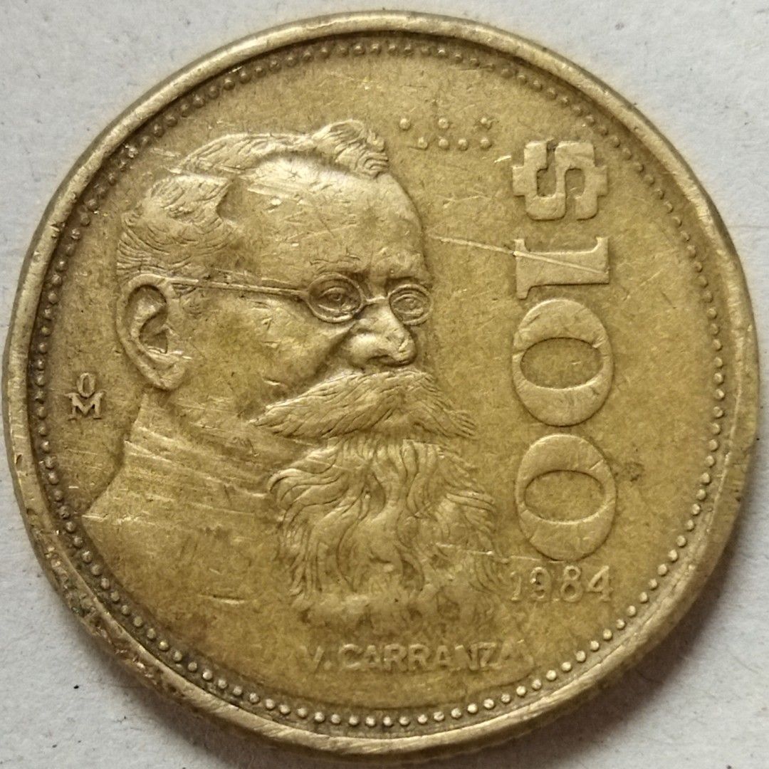 Koin Mexico 100 pesos tahun 1984 (Kategori: Uang Lama) berada di Pasuruan. Dikirim oleh bokorduit (ID iklan 1382578057, Gambar 1). Deskripsi: Fisik koin sesuai foto. Diameter koin.