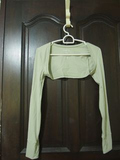 (Category: ) located in . Submitted by mostlythriftedx (Listing ID 1382526578, Image 1). Description: .