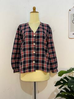 (Kategori: ) berada di . Dikirim oleh yukkk_thrifting (ID iklan 1382684772, Gambar 1). Deskripsi: .