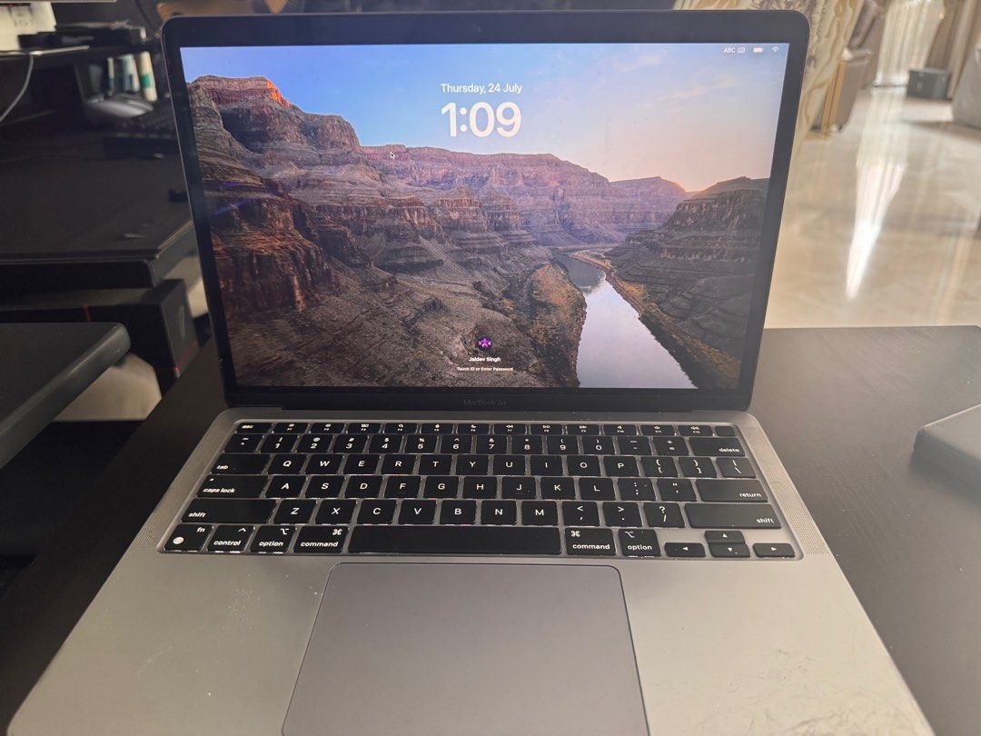 MacBook Air M1 2020632261845576991129