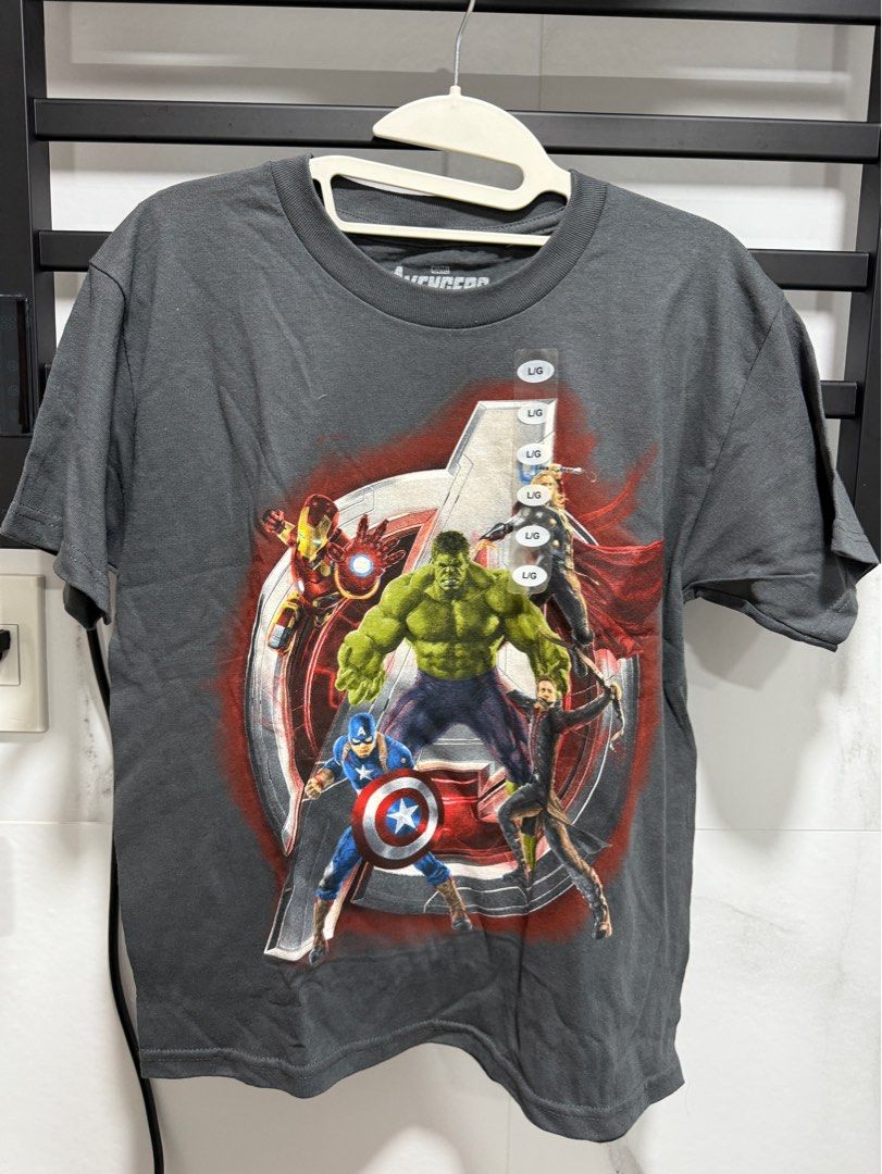 Marvel Avengers Large T shirt (Category: Tshirts & Polo Shirts ) located in Manila. Submitted by dn0112 (Listing ID 1382578626, Image 1). Description: Marvel Avengers T Shirt Brand New ( without Tag, with original sticker) Size: Large Last Price ₱ 400 Delivery paid by buyer.