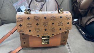 (Kategori: ) berada di . Dikirim oleh cecilialusiana (ID iklan 1382611632, Gambar 1). Deskripsi: .
