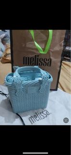 (Kategori: ) berada di . Dikirim oleh shasaa19 (ID iklan 1382525496, Gambar 1). Deskripsi: .