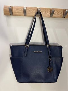 (Kategori: ) berada di . Dikirim oleh juliengarage (ID iklan 1382589278, Gambar 1). Deskripsi: .