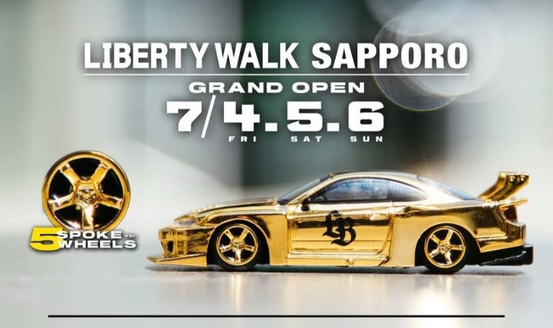 Mini GT Liberty Walk Sapporo Grand Opening Gold Chrome Nissan S15