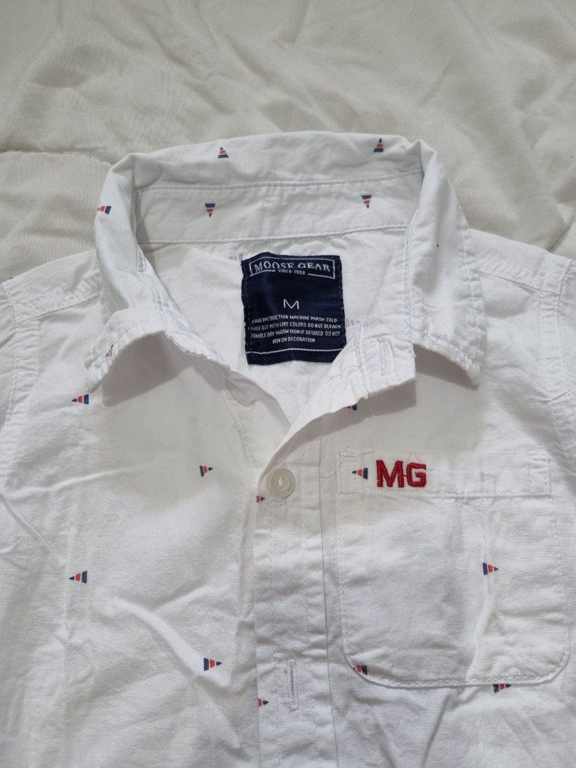 Moose Gear White Longsleeve Polo (Category: Babies & Kids Fashion) located in Quezon City. Submitted by TaraSelling (Listing ID 1382550389, Image 2). Description: Size on tag: medium fits: up to 2yo.