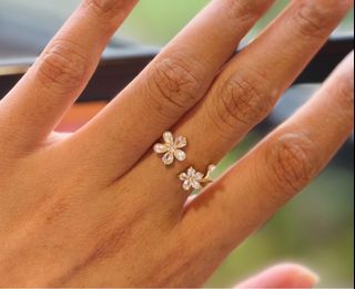(Category: ) located in . Submitted by jewelryave_sg (Listing ID 1382646137, Image 1). Description: .
