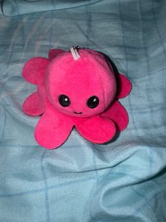 (Category: ) located in . Submitted by chaeeyi (Listing ID 1382658507, Image 1). Description: .