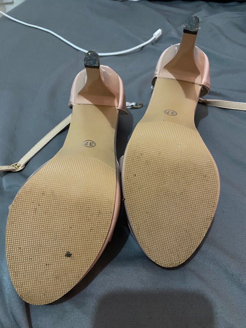 Pink Nude 4-inch High Heels (Category: Heels) located in Laoag. Submitted by yve__ (Listing ID 1378361718, Image 2). Description: Condition: Like new. Used once only Size: 37 Color: Nude Pink Payment first. Please note that the shipping fee will be shouldered by the buyer. Thank you! MOP: Gcash/BPI Courier: J&T (free shipping fee).