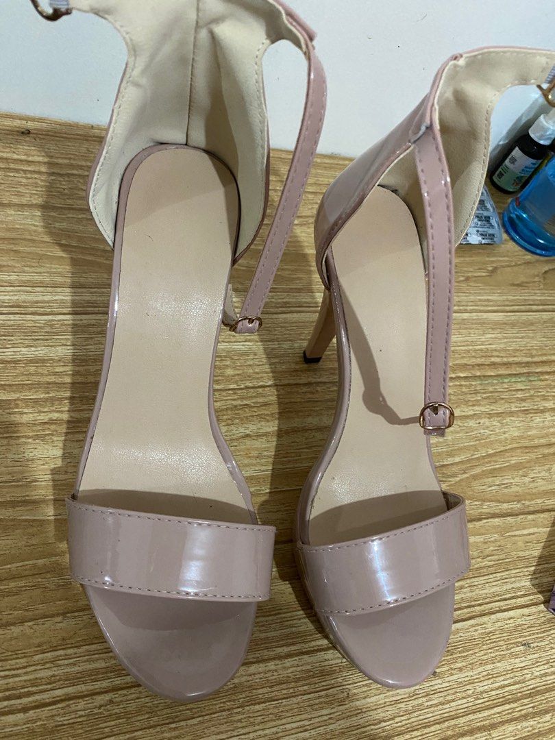 Pink Nude 4-inch High Heels (Category: Heels) located in Laoag. Submitted by yve__ (Listing ID 1378361718, Image 3). Description: Condition: Like new. Used once only Size: 37 Color: Nude Pink Payment first. Please note that the shipping fee will be shouldered by the buyer. Thank you! MOP: Gcash/BPI Courier: J&T (free shipping fee).