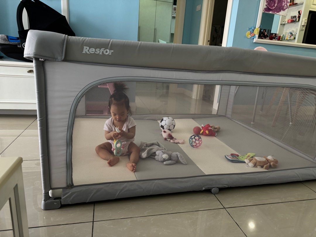 Playpen 160x120cm (Category: Infant Playtime) located in Ipoh. Submitted by clearance2526 (Listing ID 1382652105, Image 2). Description: .