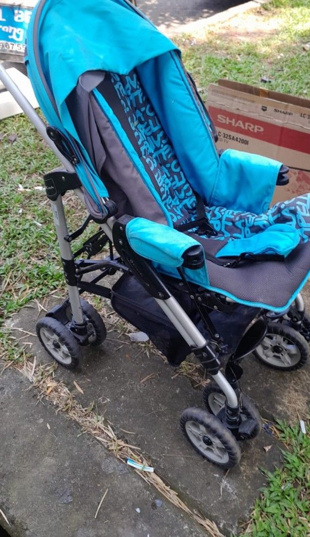 Preloved stroller capella (Kategori: Kereta, Kursi Goyang & Gendongan Bayi) berada di Tangerang. Dikirim oleh secondvinta9e (ID iklan 1382646394, Gambar 1). Deskripsi: stroller normal semua kondisi seperti di gambar untuk vidio bisa melalui 082147897603 lokasi tangerang selatan bsd.