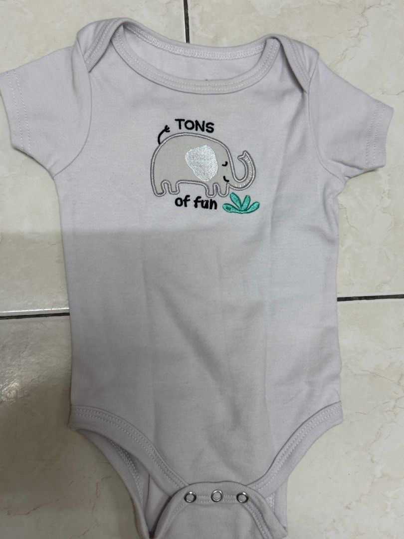 Rompers for 3 (Category: Babies & Kids Fashion) located in Taiping. Submitted by aqilahyop (Listing ID 1382641587, Image 3). Description: What you is what you get.