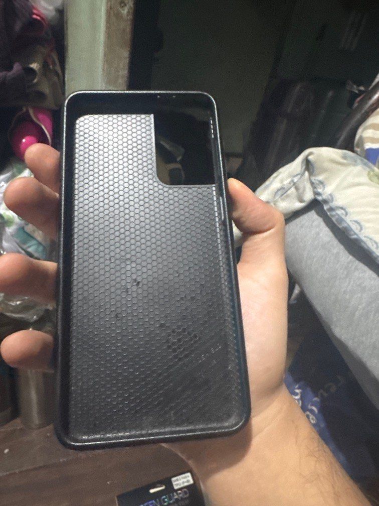 Samsung S21 Plus Case Rhinoshield (Category: Cases & Sleeves) located in Manila. Submitted by kin1999 (Listing ID 1382547572, Image 3). Description: Rhinoshield case for S21 Plus, solid case still looks the same when newly bought. price still negotiabel pm lang po..