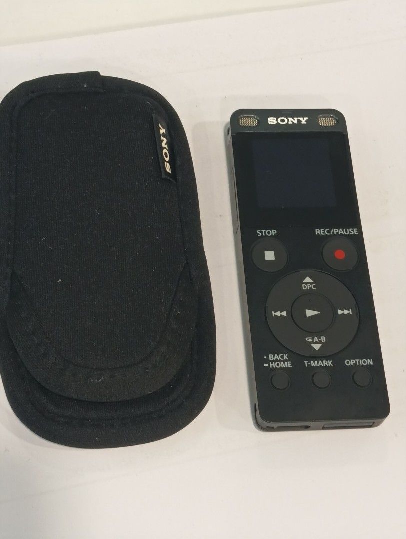 Sony Digital Voice Recorder with Case63147663300225110