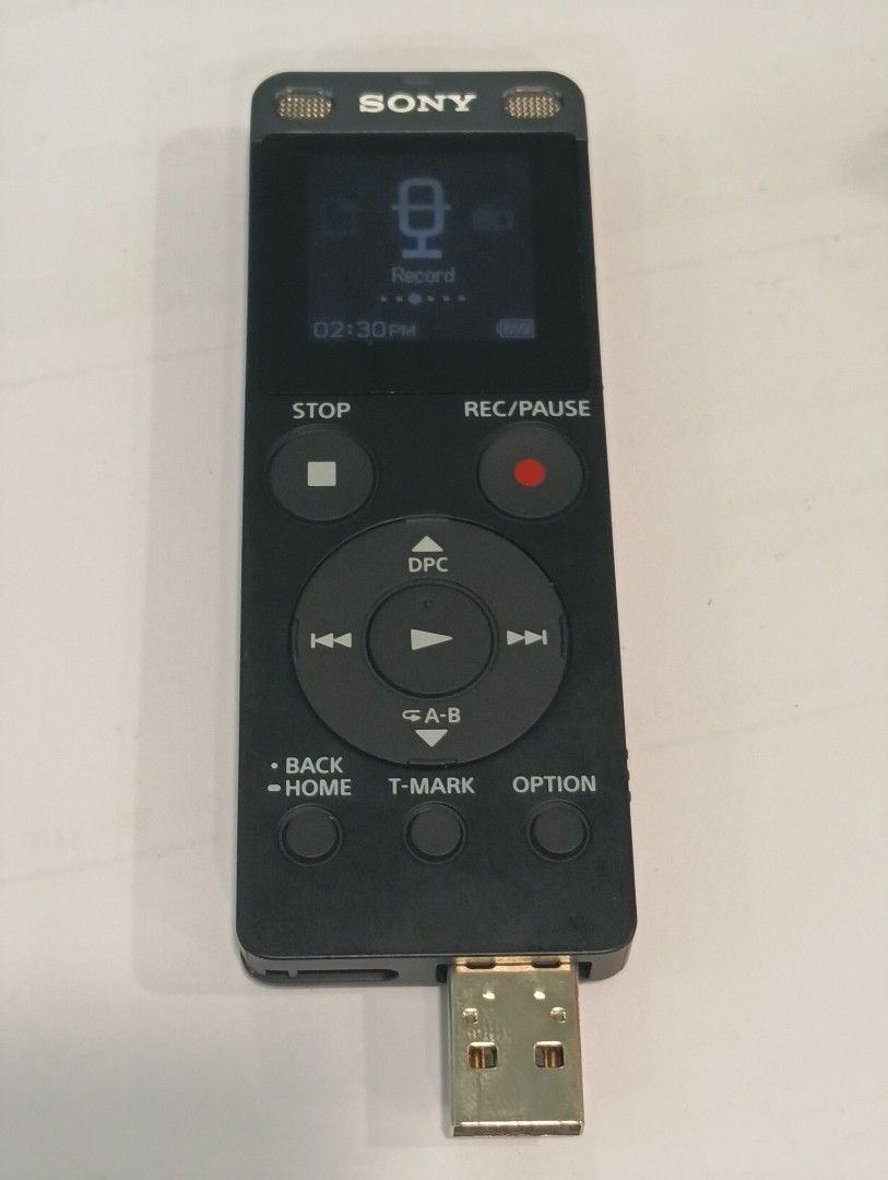 Sony Digital Voice Recorder with Case63147663300225111